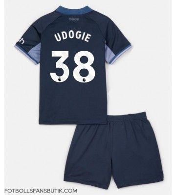 Tottenham Hotspur Destiny Udogie #38 Replika Bortatröja Barn 2023-24 Kortärmad (+ Korta byxor)